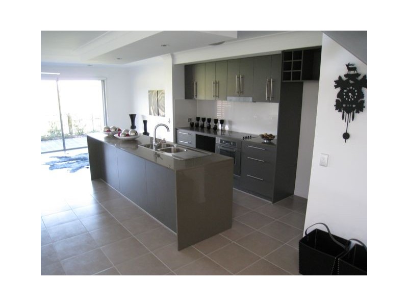 94 VERONA COURT, Burleigh Waters QLD 4220