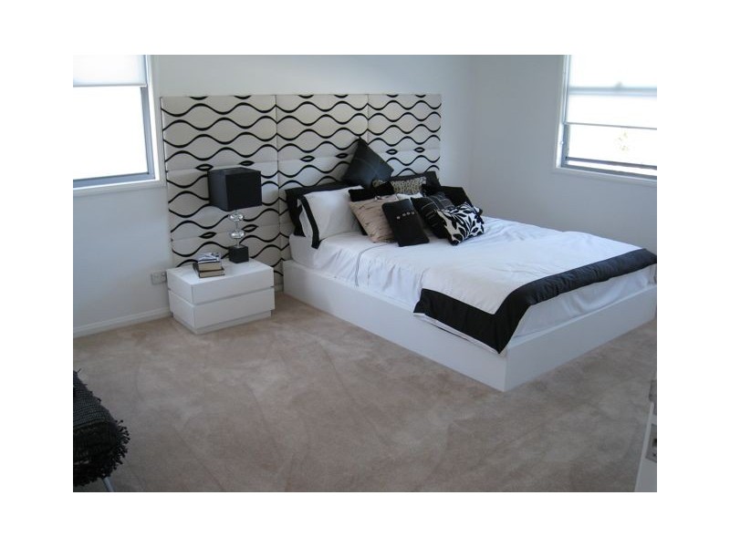 94 VERONA COURT, Burleigh Waters QLD 4220