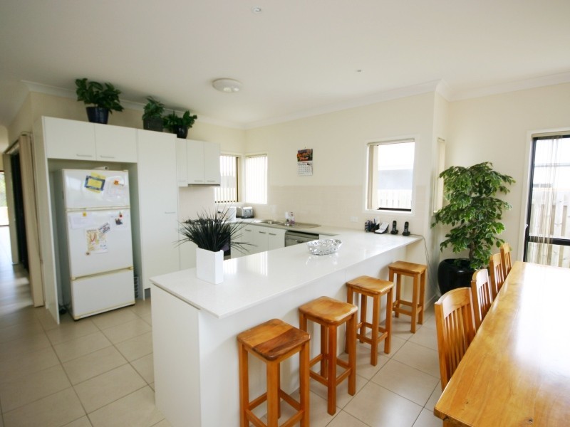 98/19 Santa Barbara Road, Hope Island QLD 4212