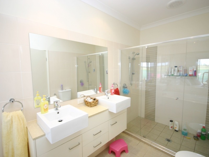 98/19 Santa Barbara Road, Hope Island QLD 4212