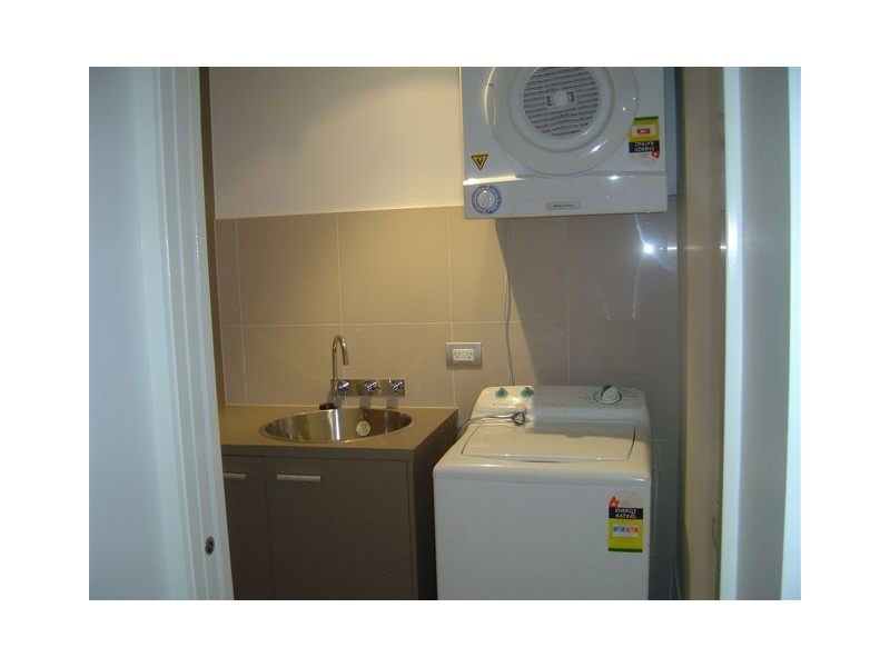 205 Coronation Drive,, Milton QLD 4064