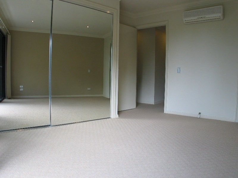 29/7 Elliott St, Surfers Paradise QLD 4217