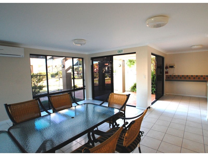 26/24 Amsonia Court,, Arundel QLD 4214