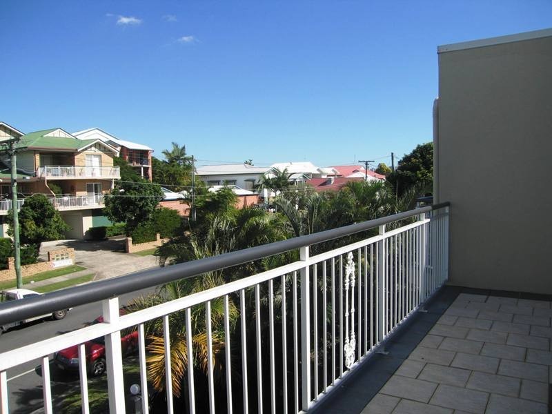 9/110 Pashen Street, Morningside QLD 4170