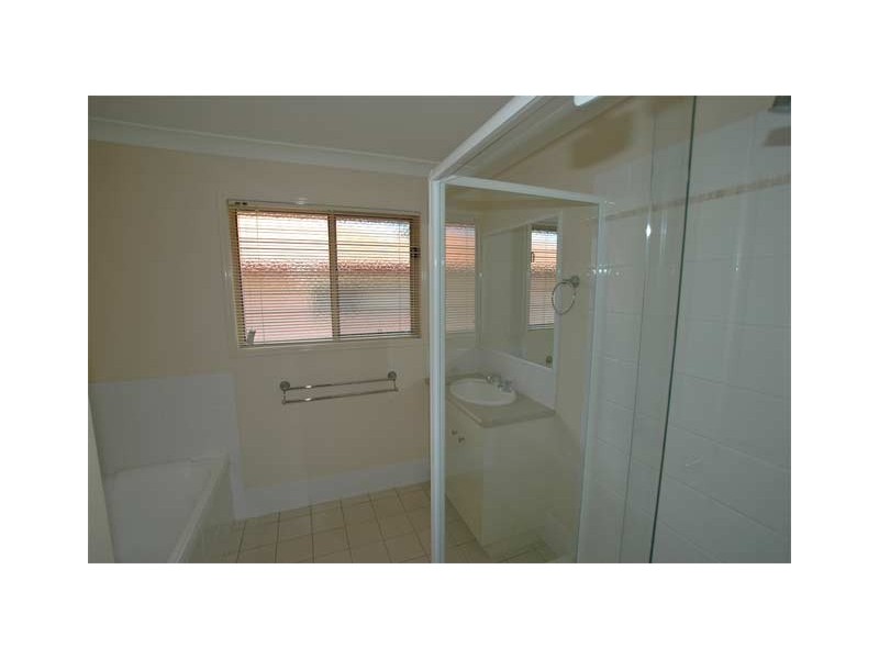 4/20 Flamingo Close, Wishart QLD 4122