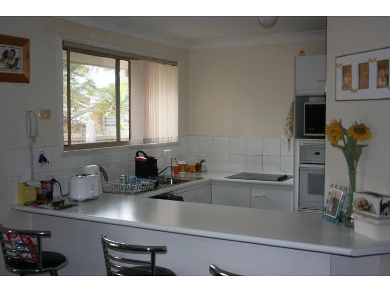54 Edmund Rice Drive,, Southport QLD 4215