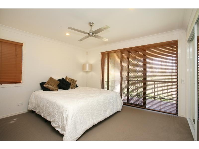 267 Ashmore Rd, Benowa QLD 4217