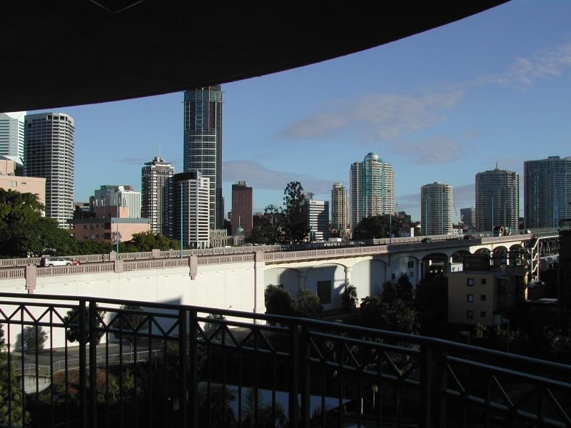 22/1 Goodwin Street, Kangaroo Point QLD 4169