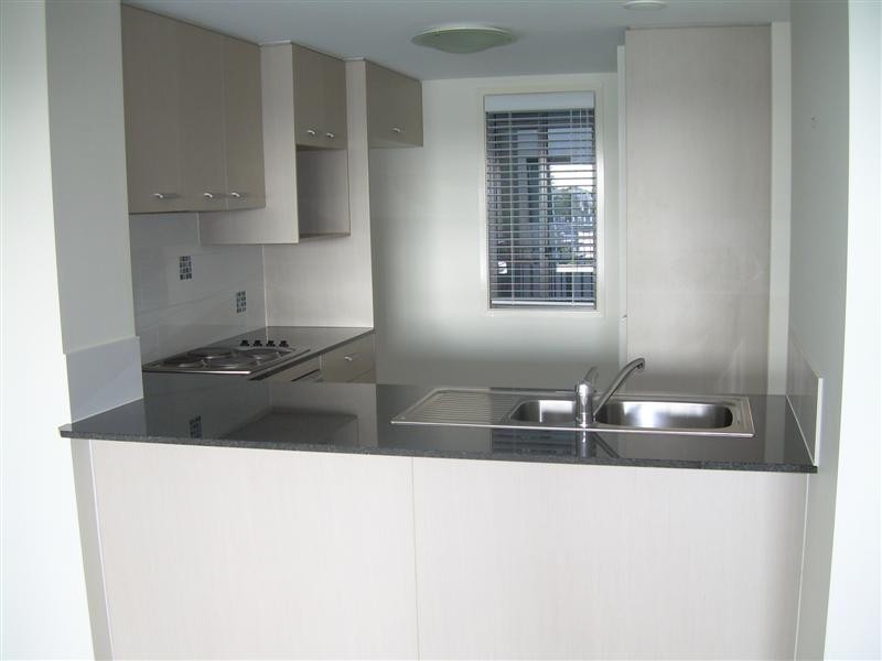 45/4 Grand Parade, Kawana Island QLD 4575
