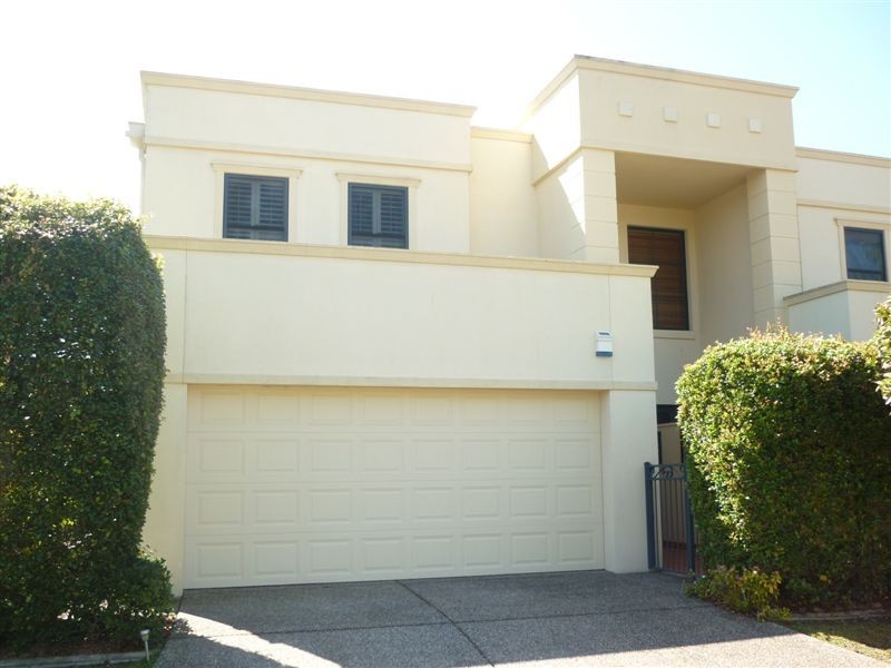 117 – 139 Palm Meadows Drive, Carrara QLD 4211