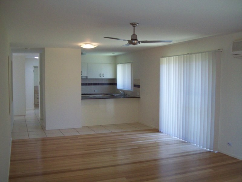 2/10 Catalina Drive, Mudjimba QLD 4564