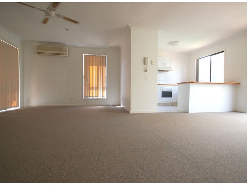42/24 Amsonia Court,, Arundel QLD 4214