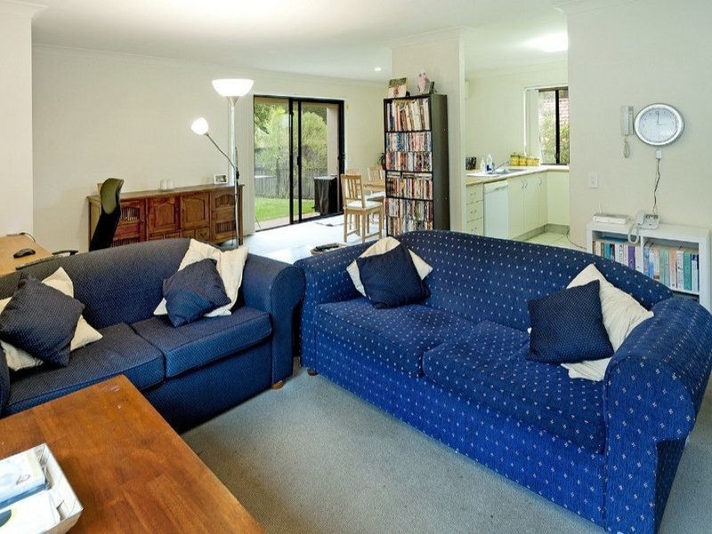 32/24 Amsonia Court,, Arundel QLD 4214