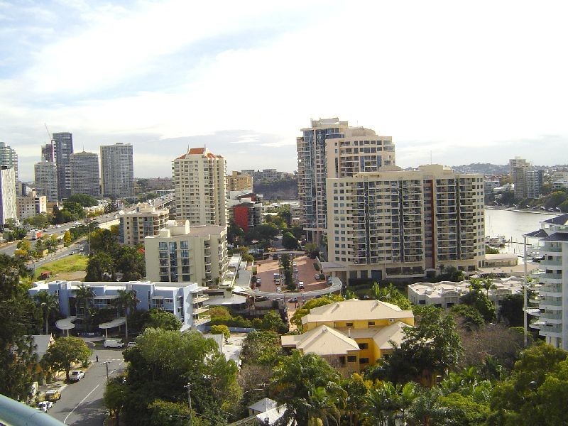 57 Lambert Street, Kangaroo Point QLD 4169