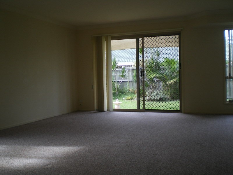 37/272 Oxley Drive, Runaway Bay QLD 4216
