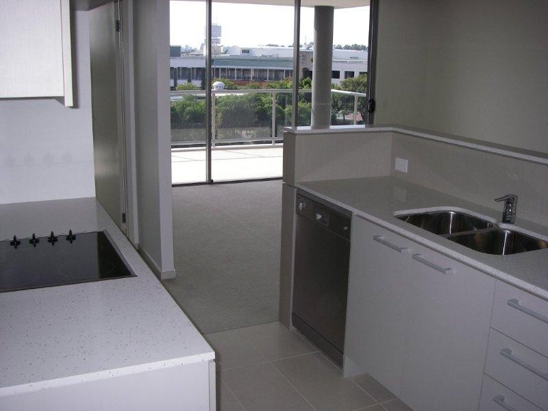 38 Riverwalk Avenue, Robina QLD 4226