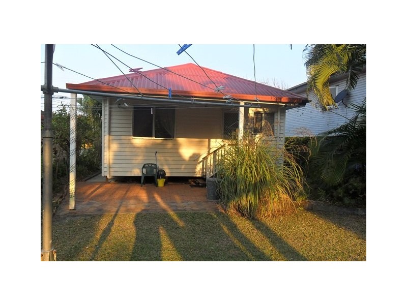 75 Mein Street, Scarborough QLD 4020