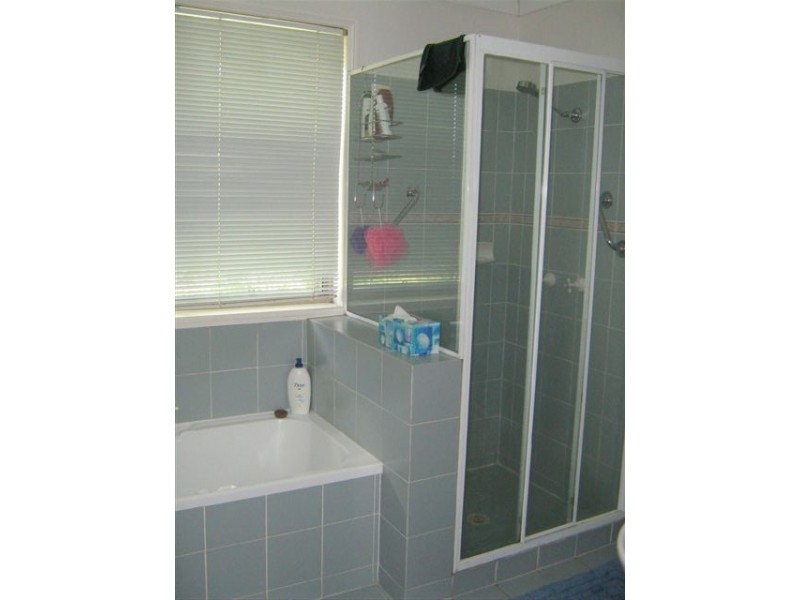 25 Edmund Rice Drive,, Southport QLD 4215