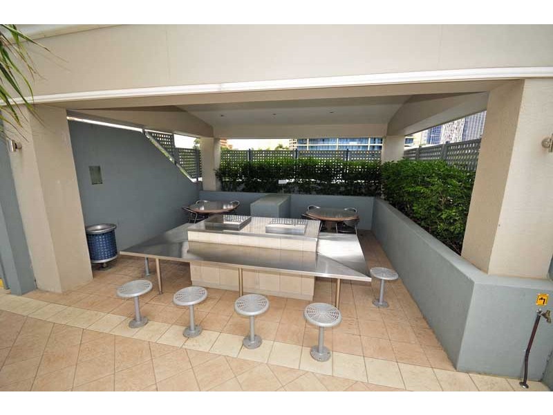 55 Darragh St, Kangaroo Point QLD 4169