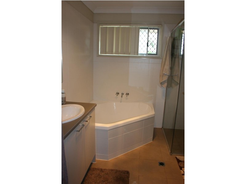 104 Edmund Rice Drive,, Southport QLD 4215