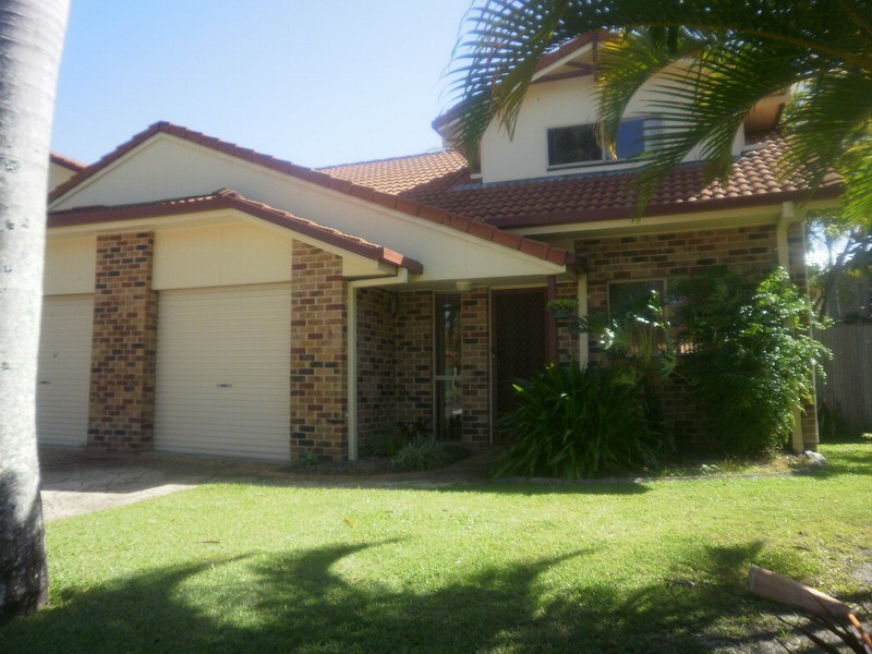 272 Oxley Drive, Runaway Bay QLD 4216