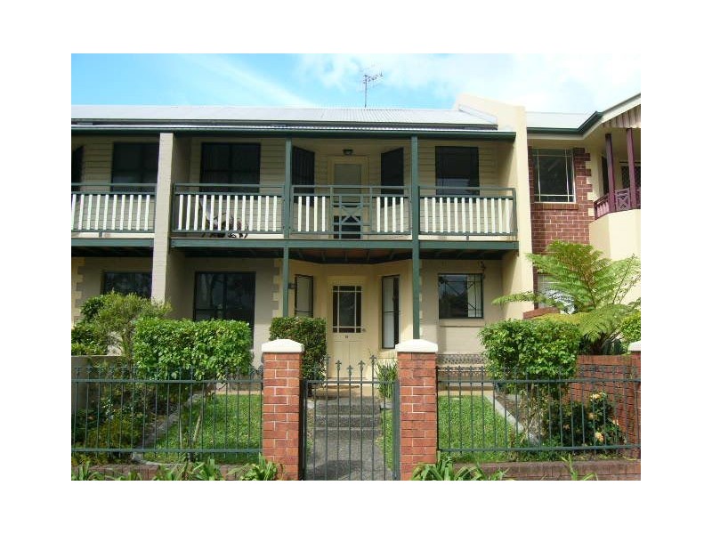 18/18 Tallebudgeraba Creek Rd,, Burleigh Heads QLD 4220