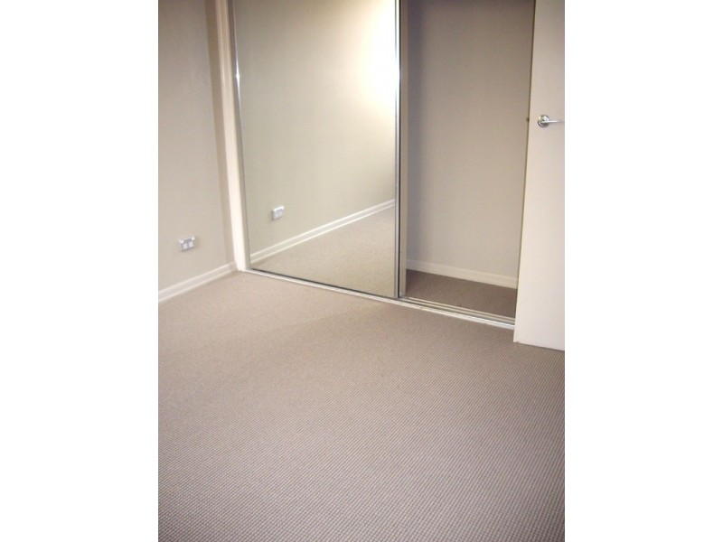 18/7 Elliott St, Surfers Paradise QLD 4217