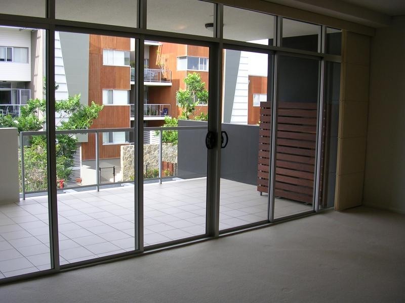 155/43 Love Street, Bulimba QLD 4171