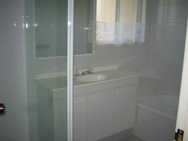 118 Highfield Drive, Merrimac QLD 4226