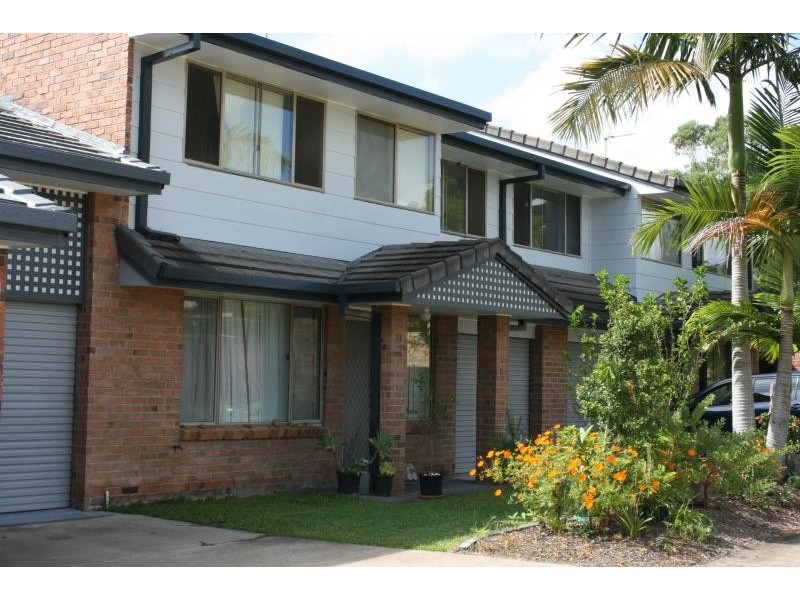 70 Edmund Rice Drive,, Southport QLD 4215