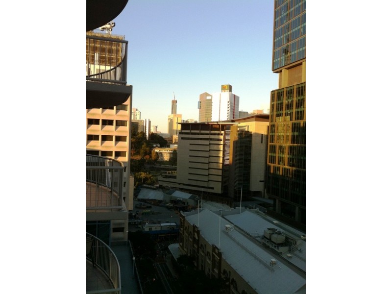 9TH/30 Tank Street, Brisbane QLD 4000