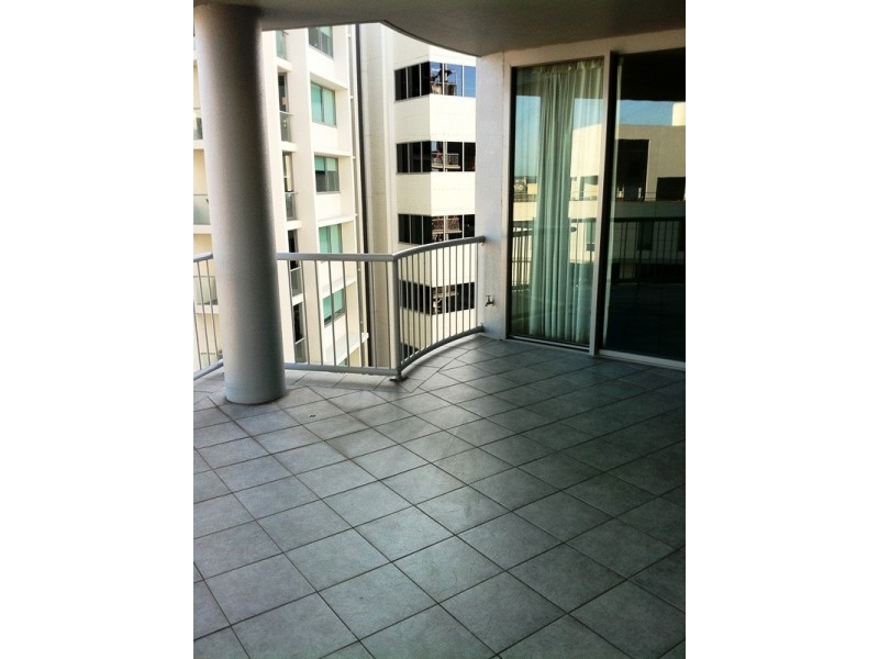 9TH/30 Tank Street, Brisbane QLD 4000