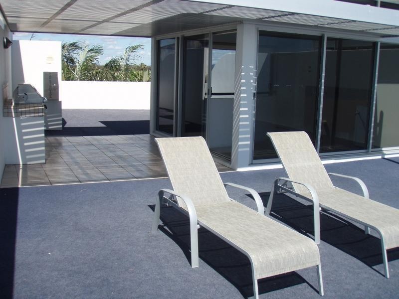 13 Nicklin Way, Minyama QLD 4575