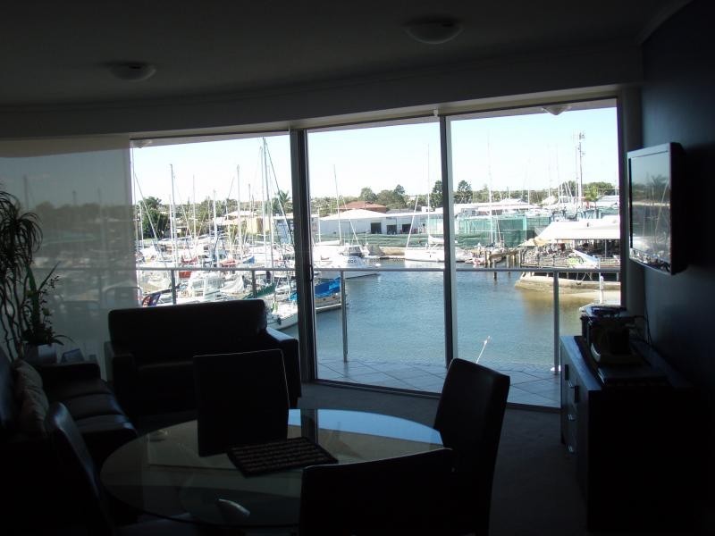 13 Nicklin Way, Minyama QLD 4575