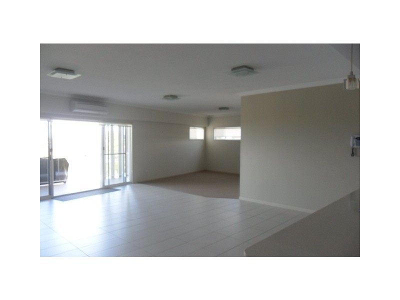 12/26 Sydney Street, Redcliffe QLD 4020