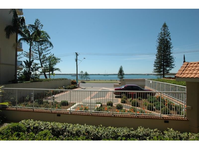 Biggera Waters QLD 4216