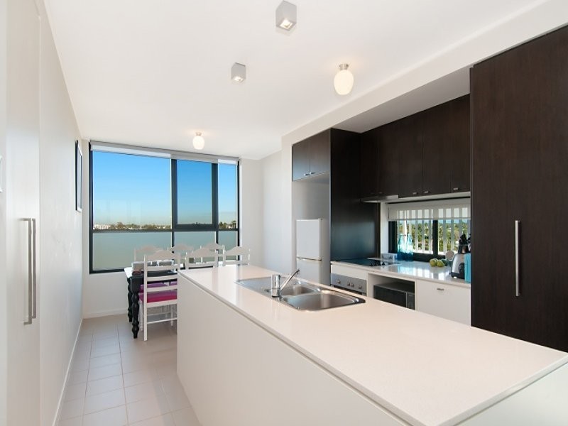 606/25 Dix Street, Redcliffe QLD 4020