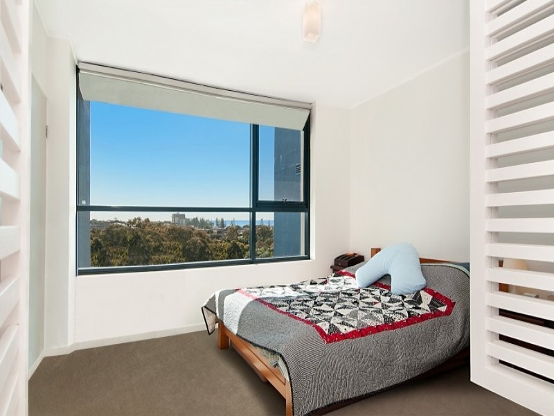 606/25 Dix Street, Redcliffe QLD 4020