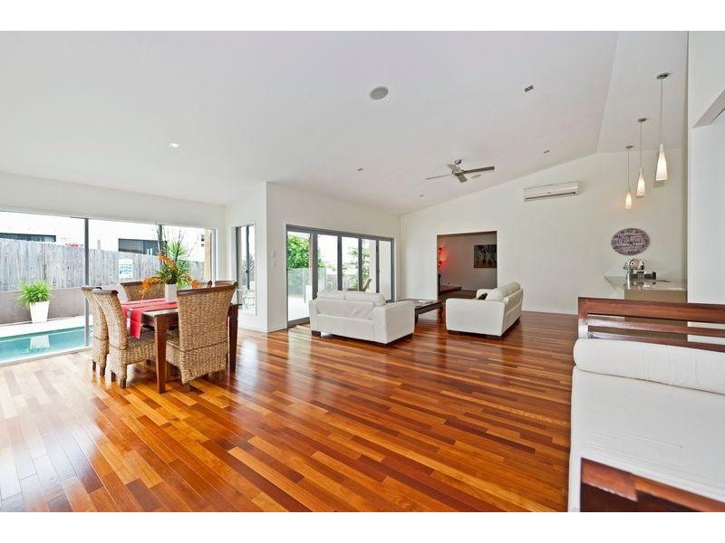 24 Rainlily Crescent, Upper Coomera QLD 4209