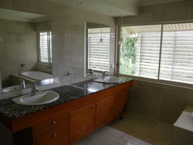 Bridgeman Downs QLD 4035