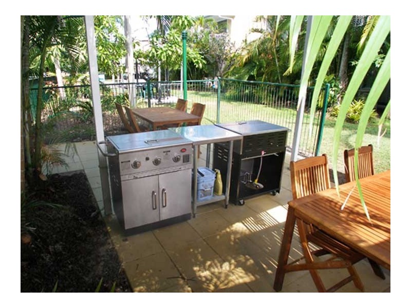 32/1 – 19 Poinciana Street, Holloways Beach QLD 4878