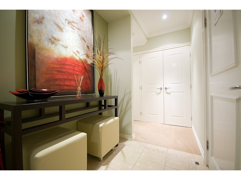 301/212 Marine Parade, Labrador QLD 4215