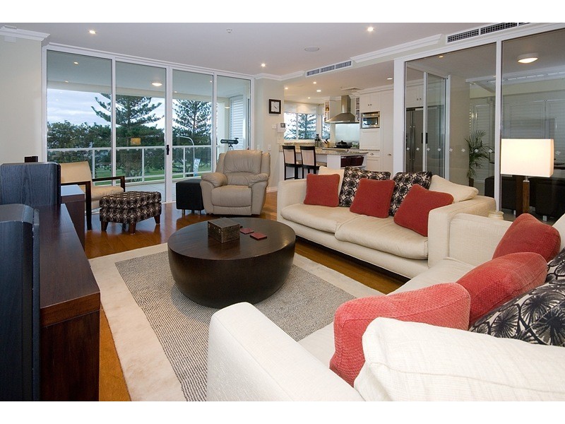 301/212 Marine Parade, Labrador QLD 4215