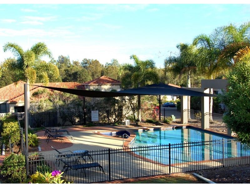 43/24 Amsonia Court,, Arundel QLD 4214