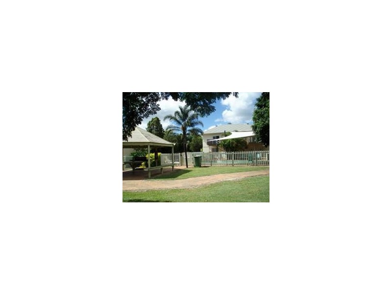 102-14 Kensington Place, Birkdale QLD 4159