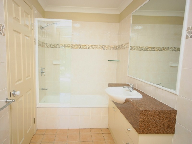 47/19 Santa Barbara Road, Hope Island QLD 4212