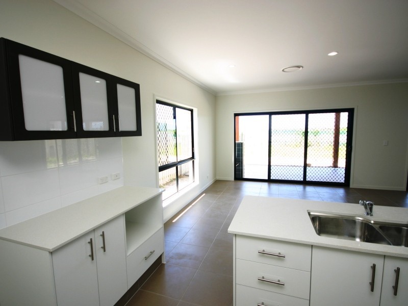 71/19 Santa Barbara Road, Hope Island QLD 4212