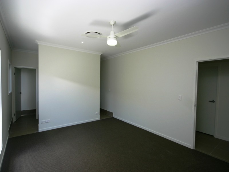 71/19 Santa Barbara Road, Hope Island QLD 4212