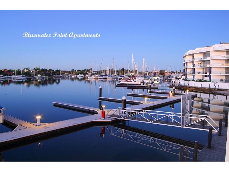 13 Nicklin Way, Minyama QLD 4575