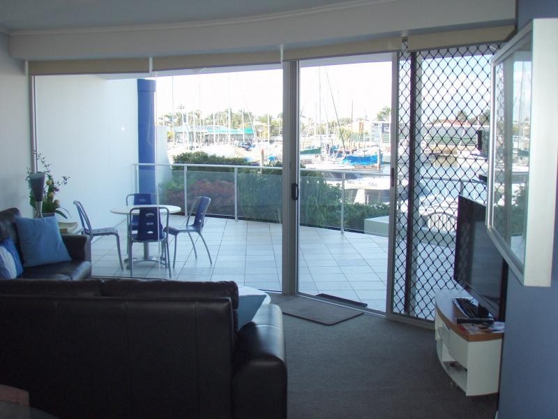 13 Nicklin Way, Minyama QLD 4575